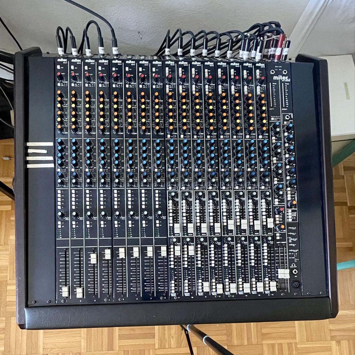 Platines de mixage: Mitec 31 EX11/EX12 Studio Inline Mischpult, analog – D'occasion à Zürich par ast_9rkx