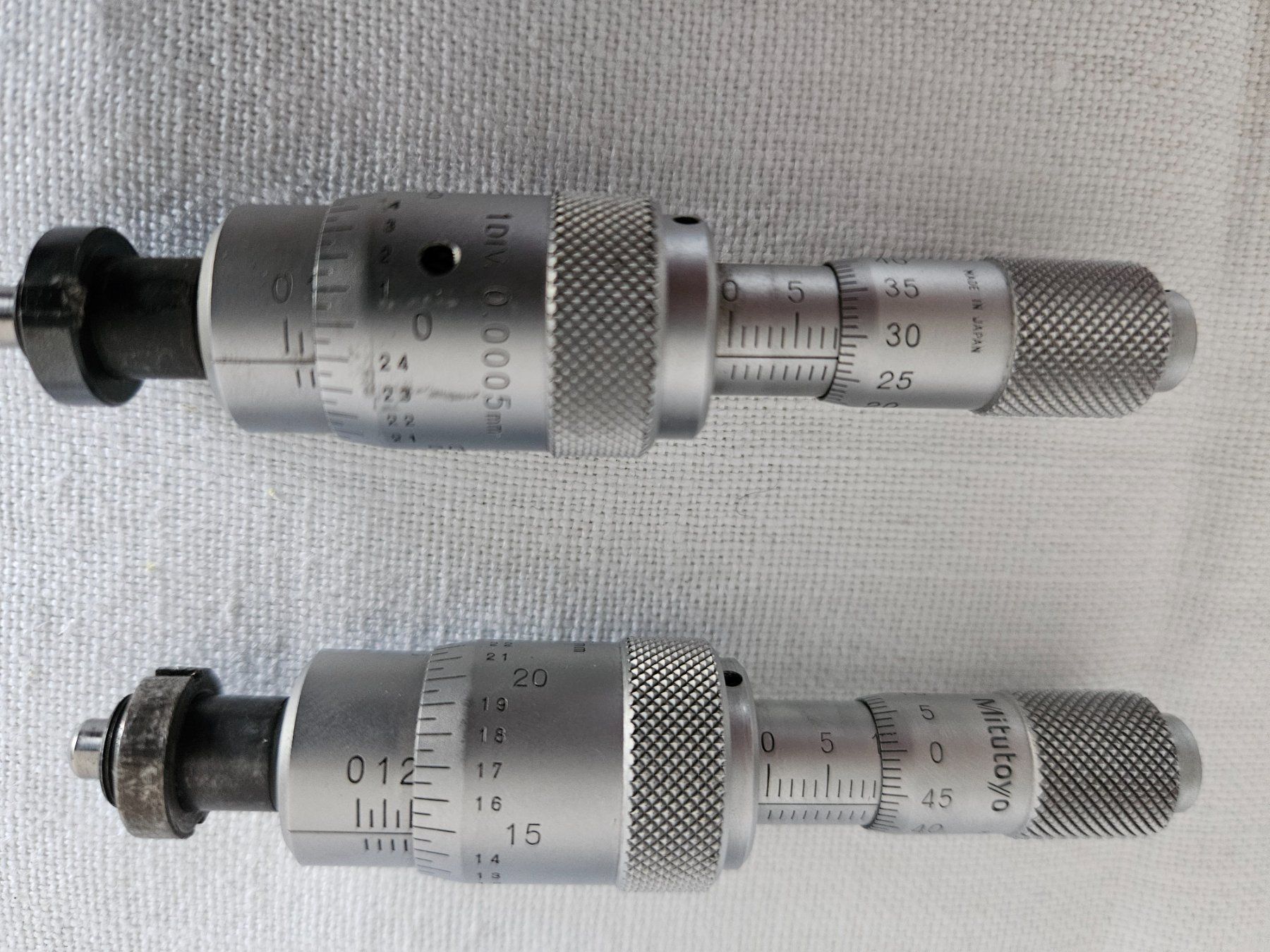 Mitutoyo Mesurer: 2 Mitutoyo Einbaumikrometer 0-15mmx0.0005 mm – D'occasion à Untervaz par FullFlap777 1