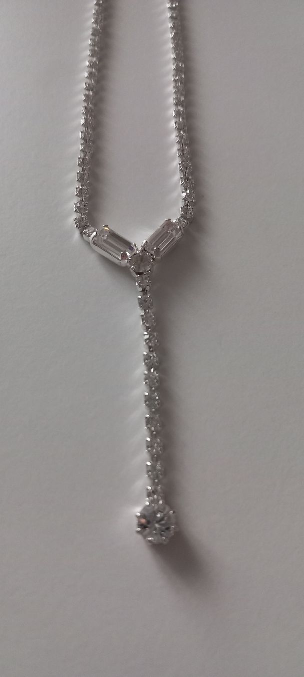 Catenine: NEUE Collier mit glitzernden Strass – Nuovo (secondo la descrizione) da Balsthal venduto da Marica75 1
