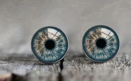 Coole Ohrstecker Augen