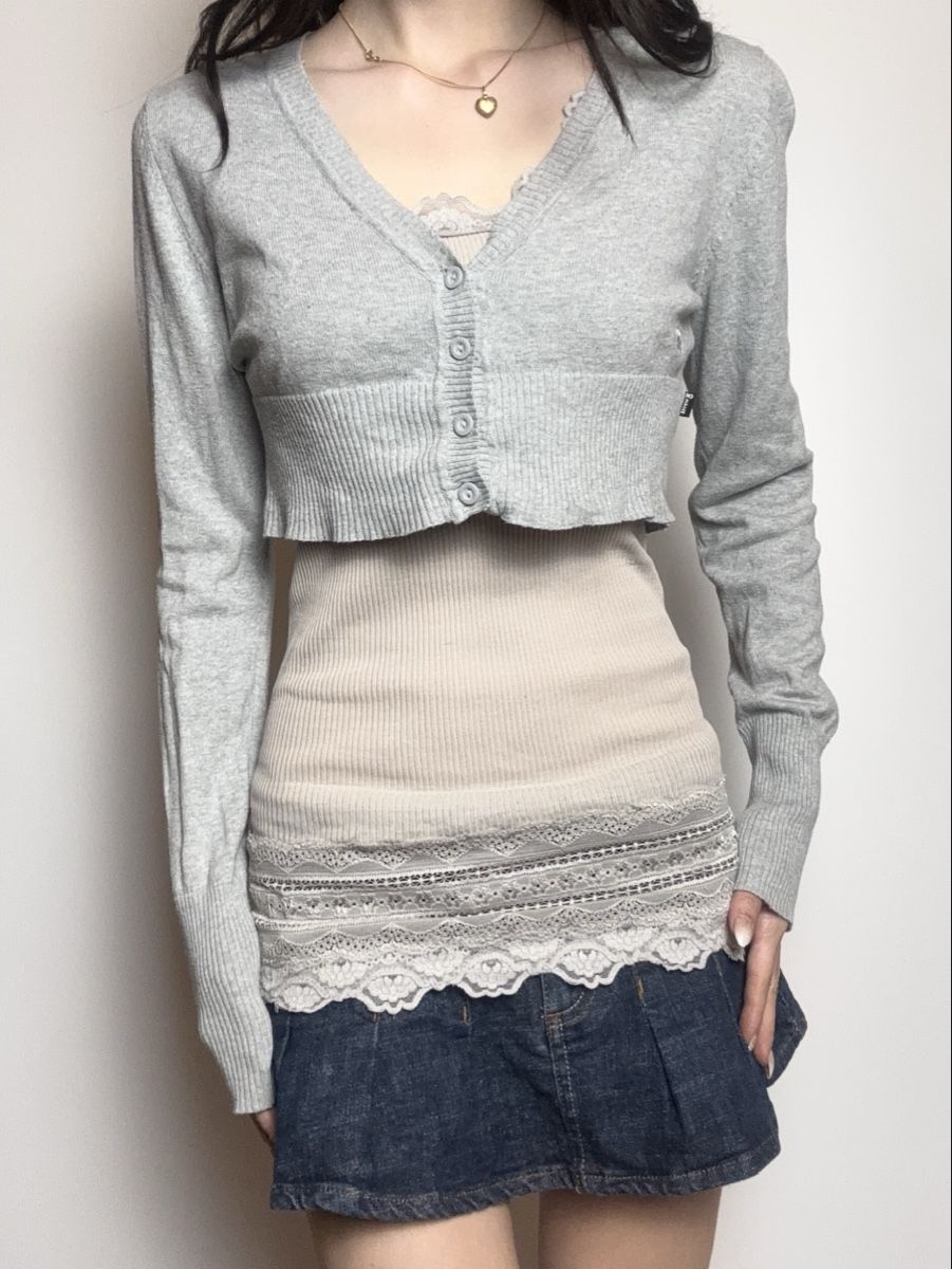 Maglioni & Felpe: vintage 2000s cropped cardigan – Usato da Leissigen venduto da lamooniade