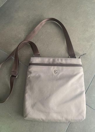 Sac bandoulière Victorinox pratique et élégant