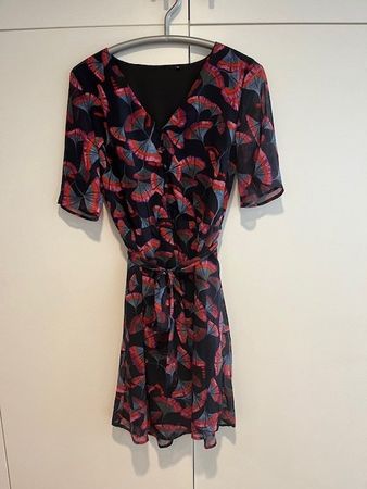 Elegantes Kleid ***NEU*** Gr 42
