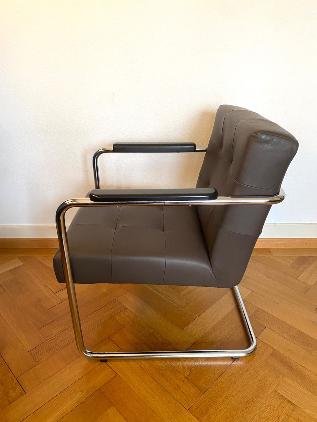 Poltrone: Design Freischwinger Sessel Chair – Usato da Olten venduto da sportwelt 5