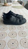 Nike Sneaker schwarz Grösse 37.5