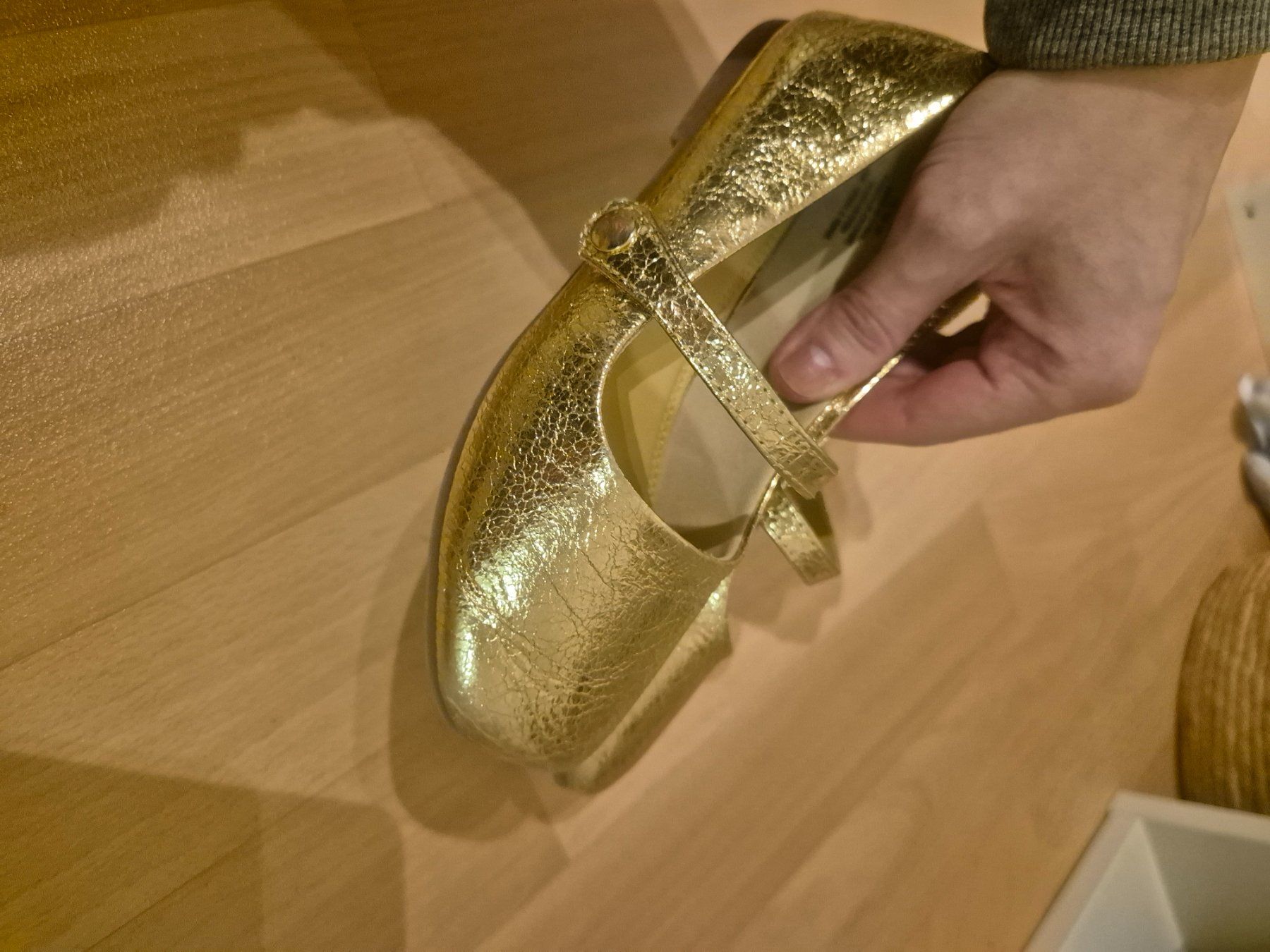 H&M Schuhe für Mädchen: Mädchen Ballerinas – Gebraucht aus Spreitenbach von Jus_299b 1