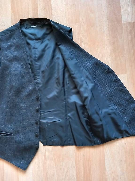 Gilet & Giacche: Gilet Grösse L – Usato da Belp venduto da Efflux 1
