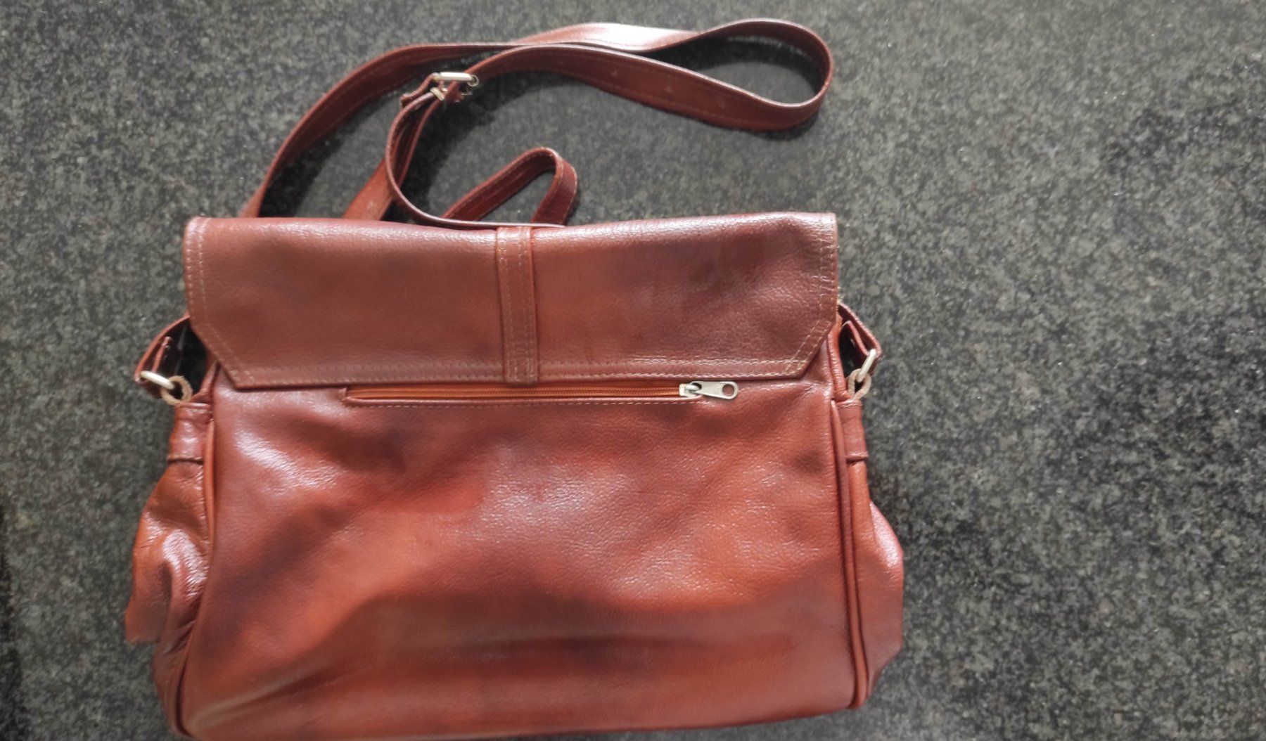 Taschen für Damen: Lederhandtasche – Gebraucht aus Gersau von irenja 3