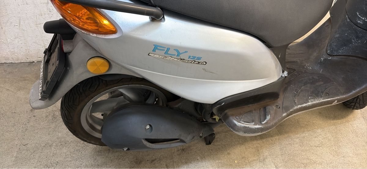 Piaggio Scooter: Piaggio fly 125 – Usato da basel venduto da Swiss._.1978 6