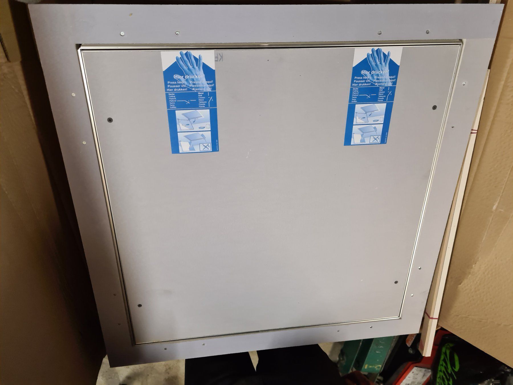 Box da tetto: Revisionsklappe F-TEC/ ACCESS PANEL – Nuovo (secondo la descrizione) da Fischbach-Göslikon venduto da Emanuel.Bardhi 2