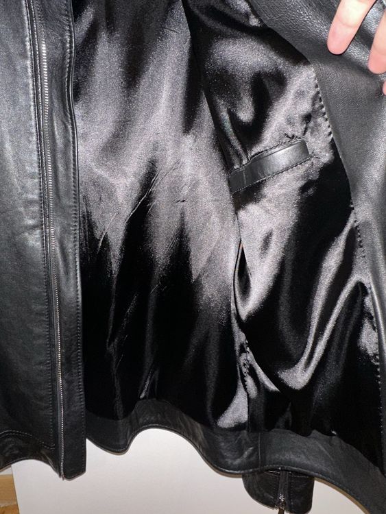 Giacche: Veste en cuir noir – Usato da pully venduto da asi_w6gl 2
