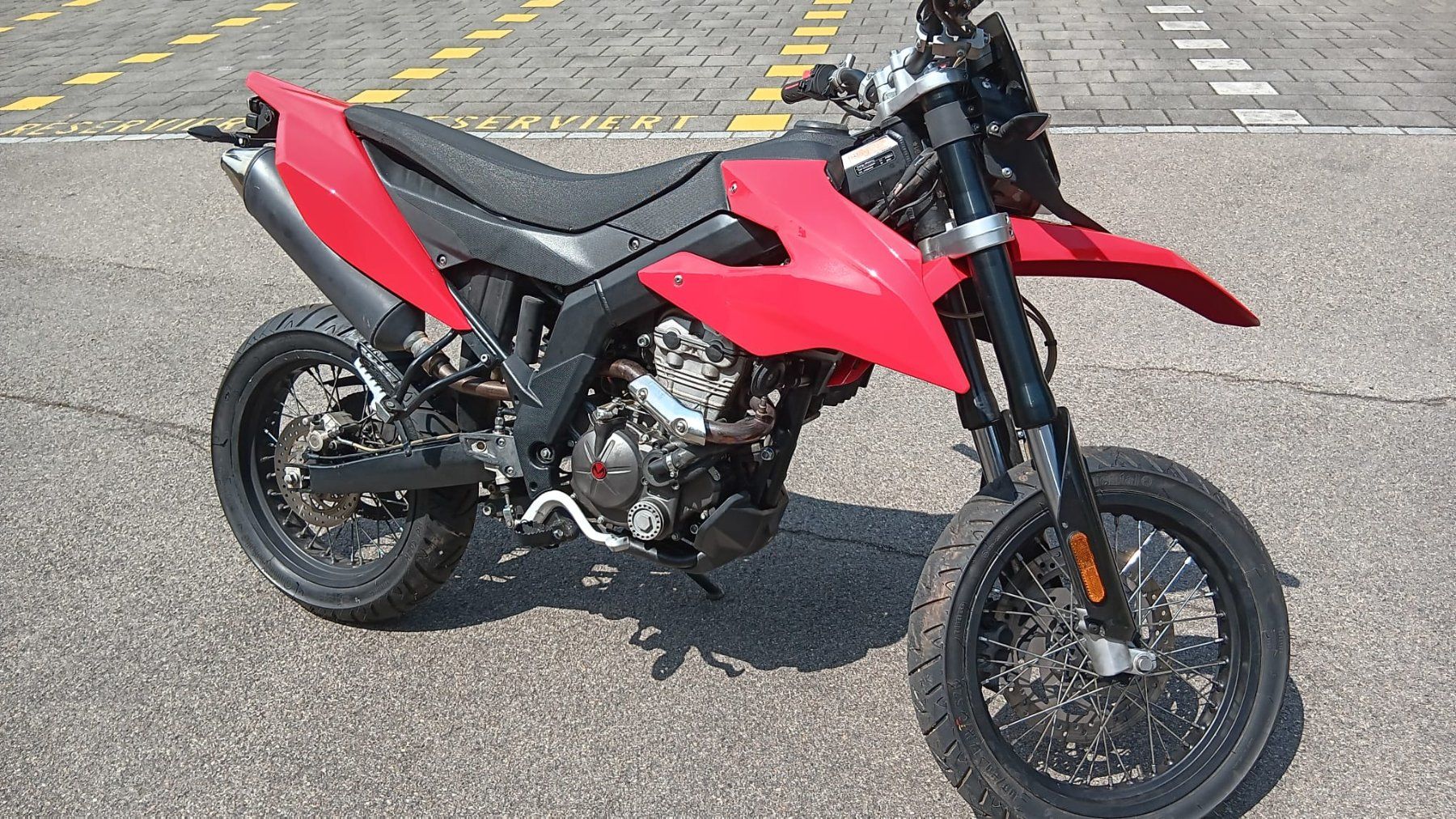 Malaguti Route: Malaguti XSM 125 – D'occasion à winterthur par Funbikes 2