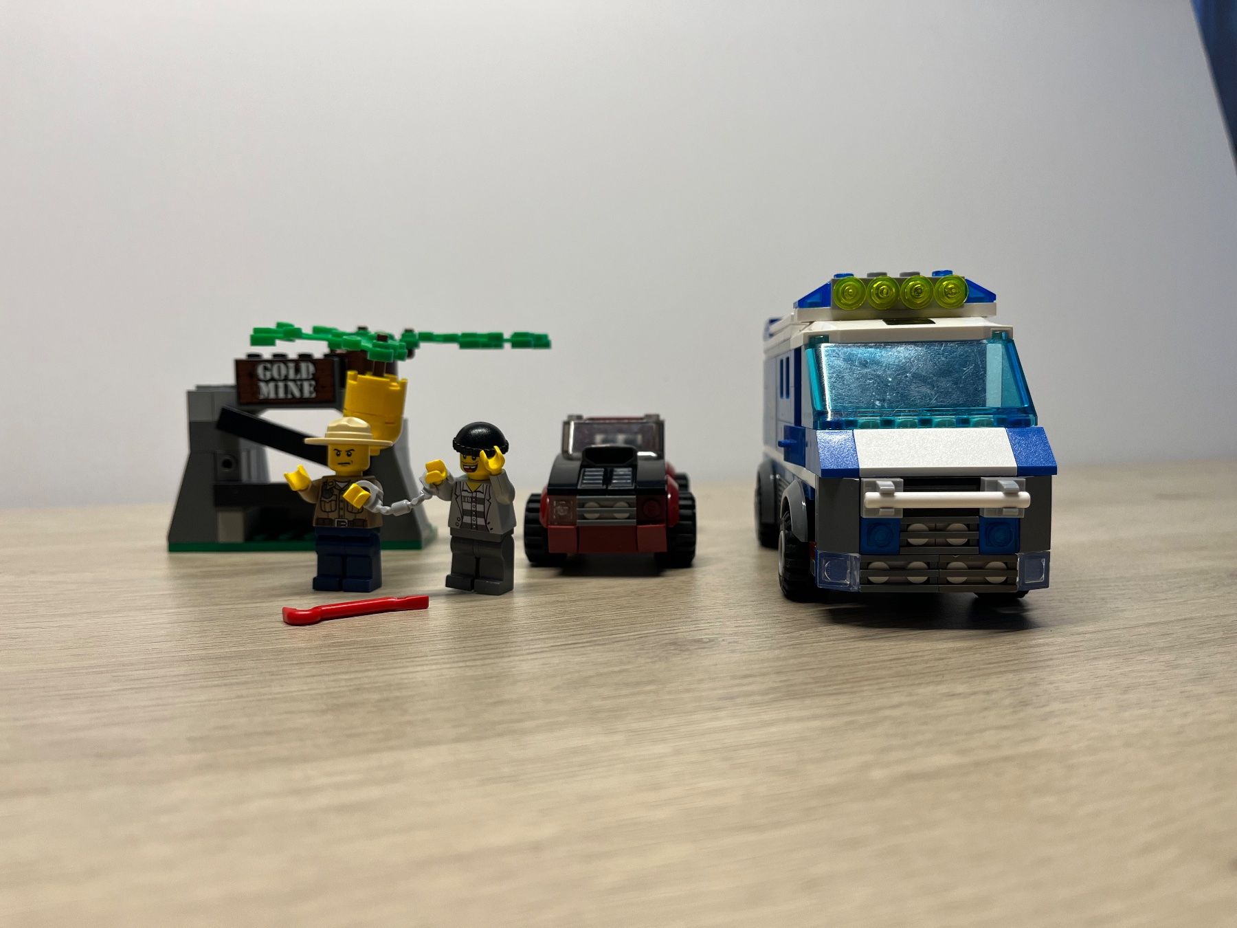 Lego Kit di costruzioni: Légo 4441 "Police Dog Van" complet de 2012 – Usato da Courgenay venduto da Kolfree 4