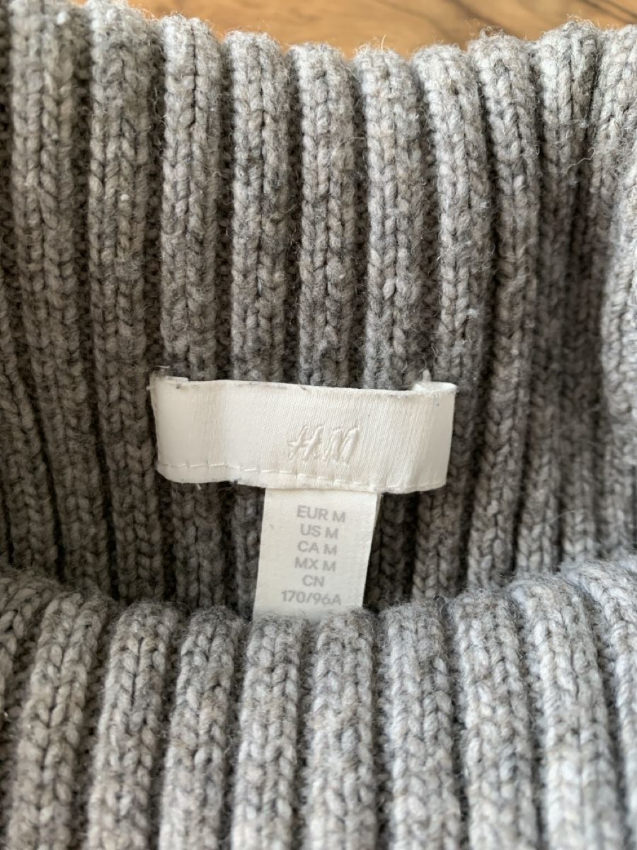 H&M Maglioni & Felpe: H&M Strickpullover, Grau, Grösse M - Top Zustand! – Usato da St.Gallen venduto da Ha-Ha 1