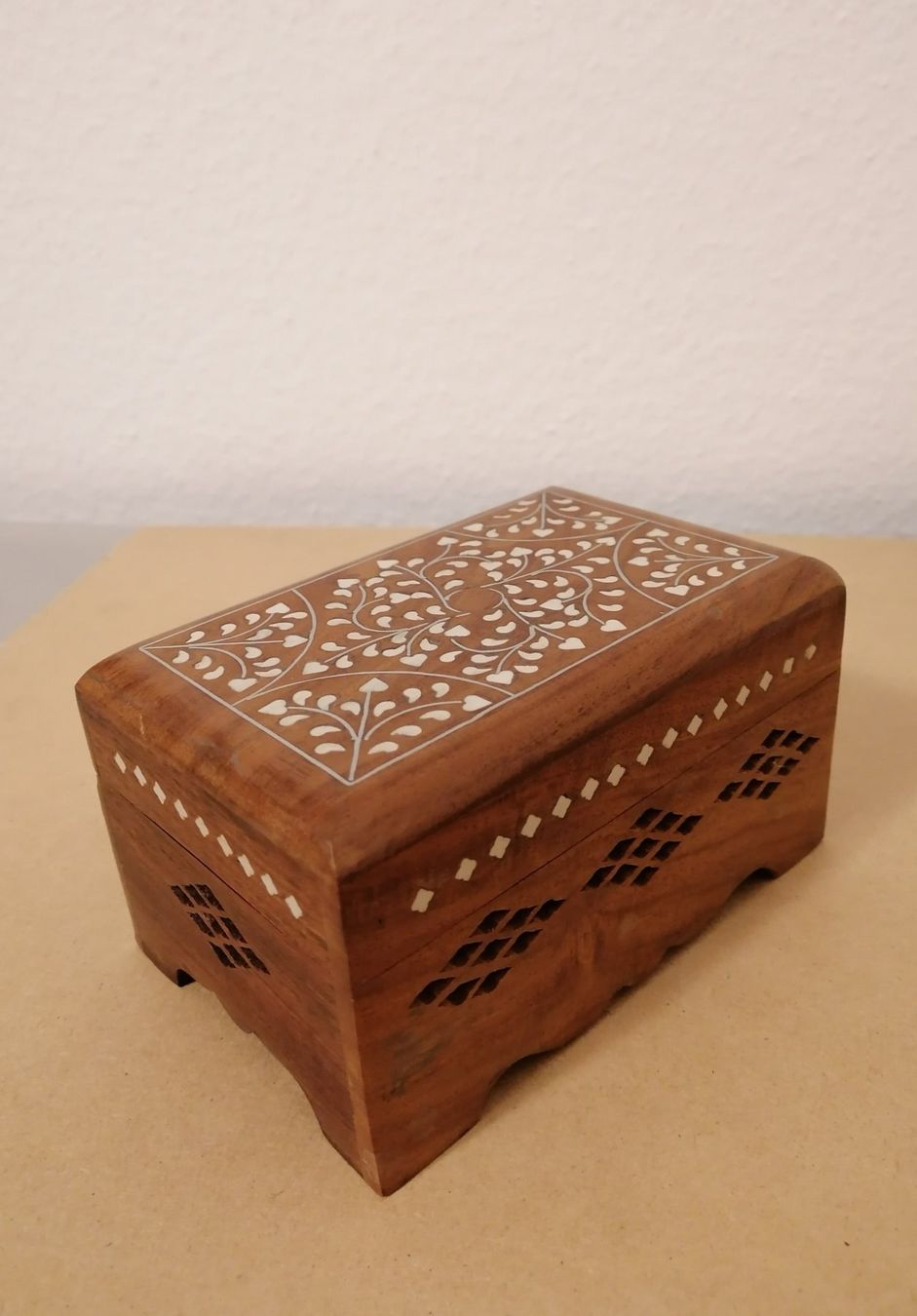 Portagioie: handgefertigte Schatulle / Dose / Box / Schmuckdose aus Holz – Nuovo (secondo la descrizione) da Winterthur venduto da c.rostef 6