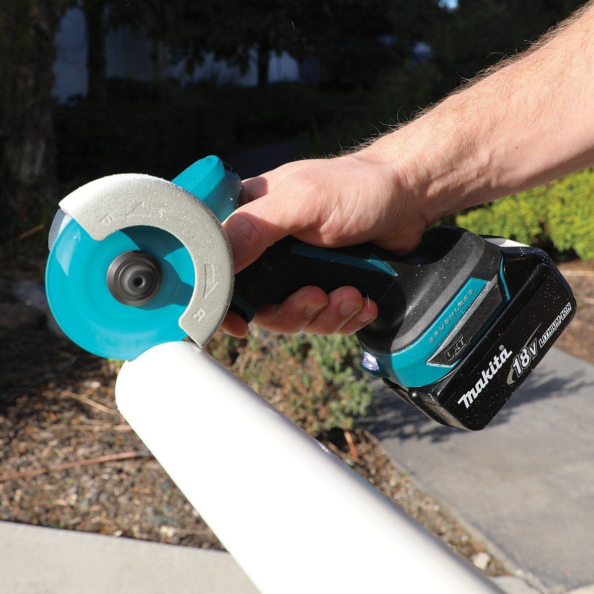 Makita Smerigliatrici & Lucidatrici: Makita Akku Winkelschleifer DMC300 – Nuovo e nell'imballaggio originale da Koppigen venduto da Bracher_Mail-House 4