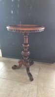 Table d'appoint ancienne bois sculpté pieds volutes bon état
