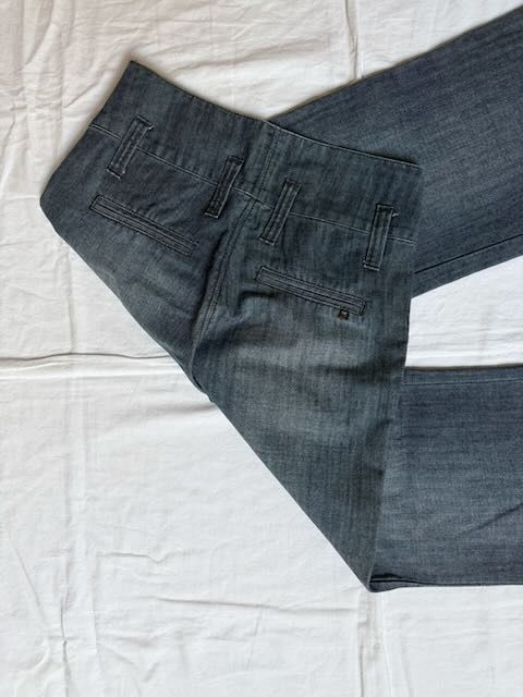 Vero Moda Jeans: Vero Moda, weite Jeans, grau-blau, Gr. 27/L32 – Nuovo (secondo la descrizione) da Basel venduto da Solaia28 3