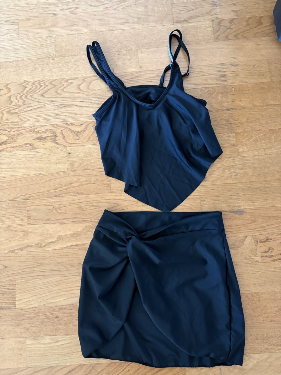 Costumi da bagno & Bikini: Schwarzes Strandkleid / Tunika Bikini Gr. S – Usato da Beromünster venduto da msklef 2