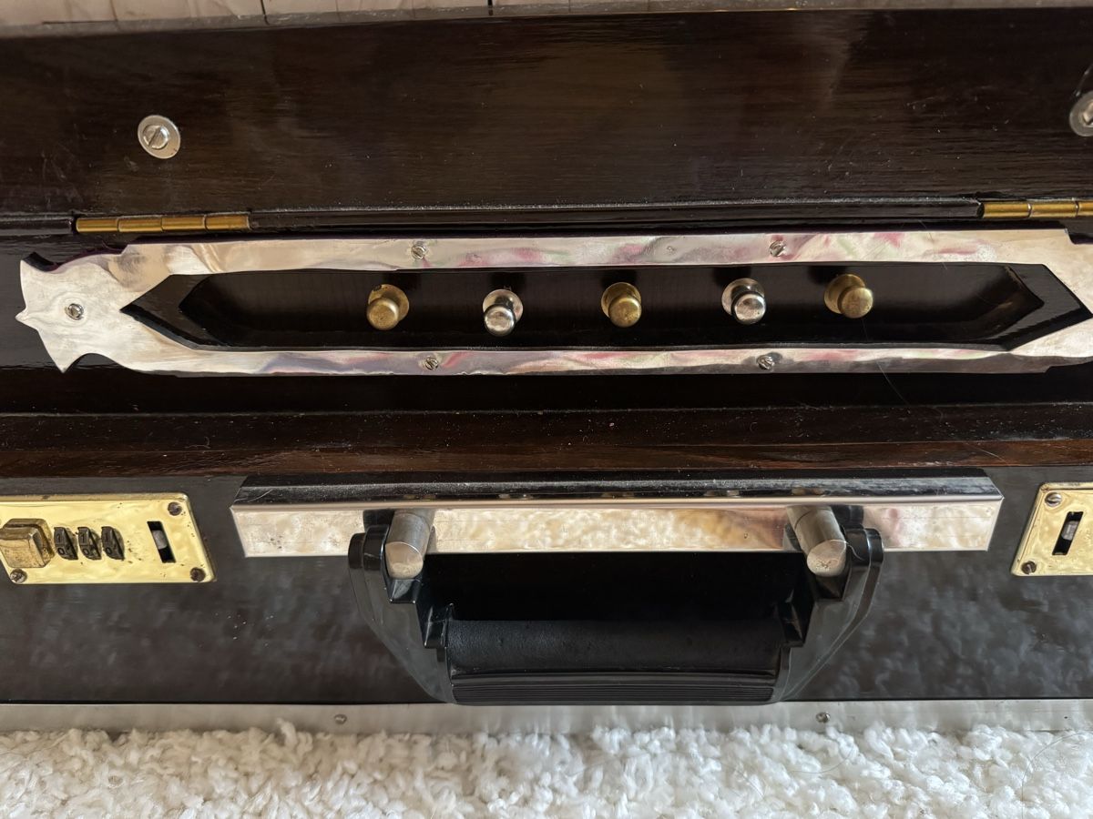 Strumenti musicali: Orginal indisches Harmonium – Usato da Basel venduto da eli_7sxm 4