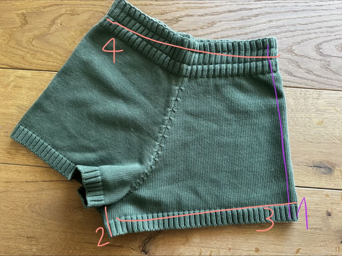 Pantaloni: Shorts gestrickt  – Usato da Schaan venduto da kri_tsw8 3