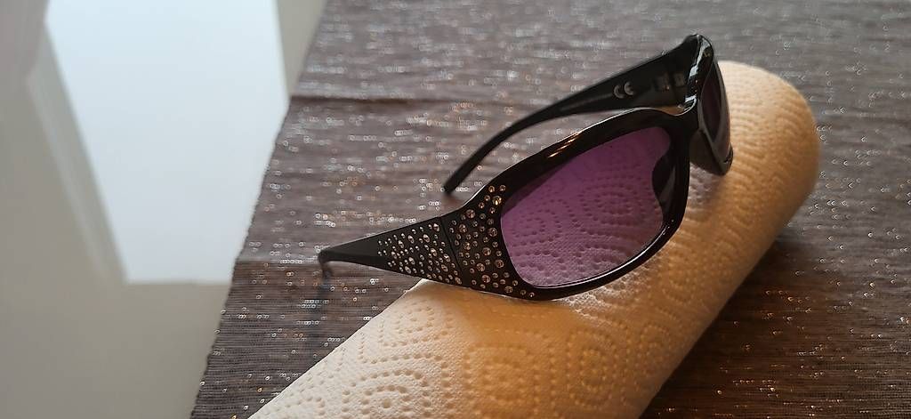 Brillen & Gläser: Sonnenbrille, 4 Stk, 2 davon von Julbo,  – Gebraucht aus Laupen BE von Ursulam3635 2
