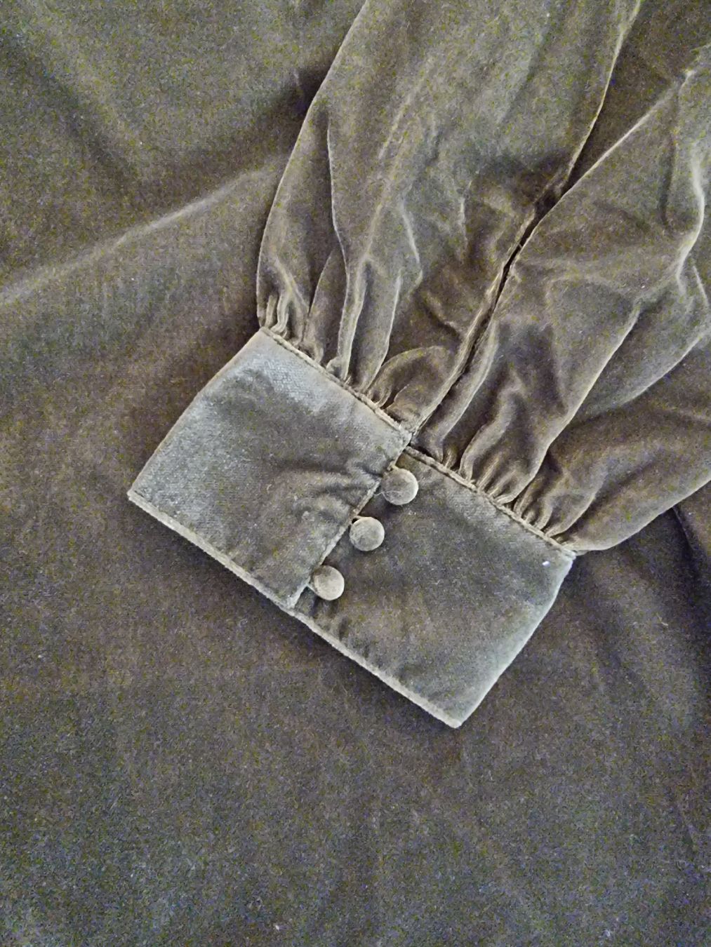 Top: Blouse velours vert MAISON KATTARD L – Nuovo (secondo la descrizione) da Veyrier venduto da Leilazizou 3