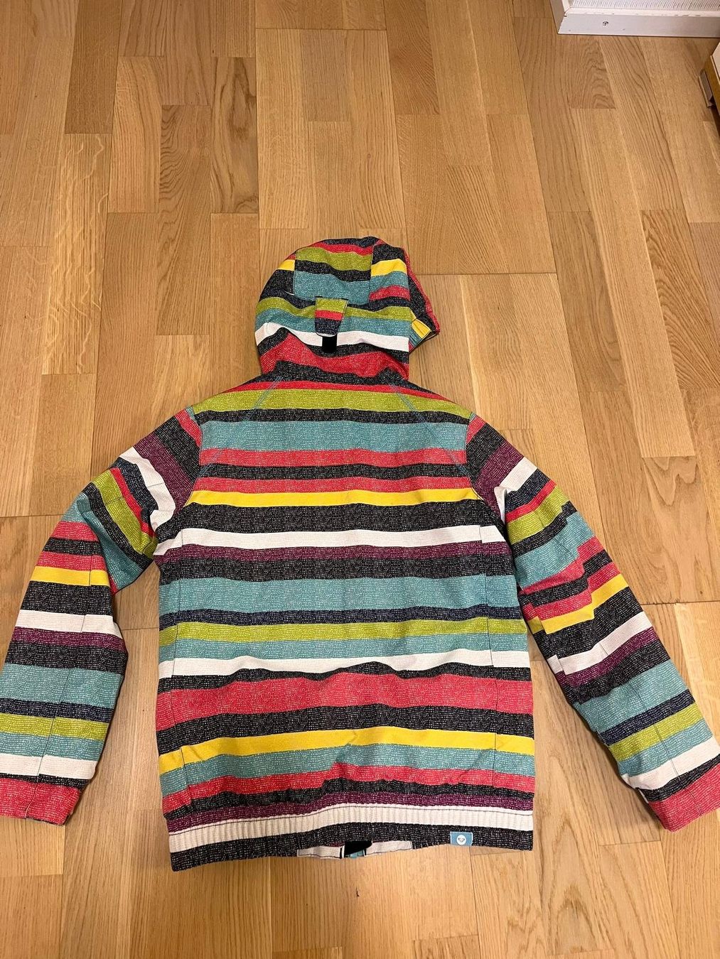Giacche & Cappotti: Roxy Mädchen Winterjacke Gr.140Top Zustand! – Usato da Gossau SG venduto da juergDaenzer 1