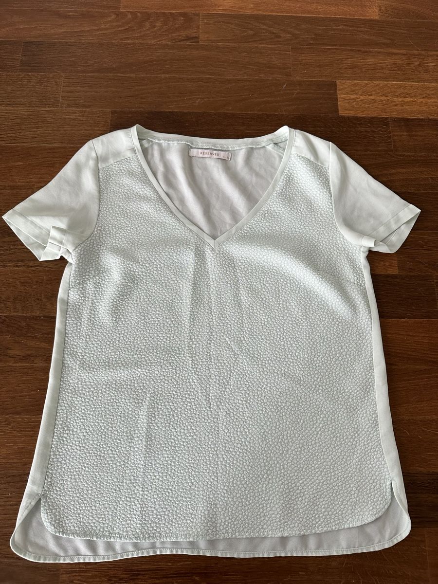 T-shirt: T-Shirt Mint Farbe Reserved – Usato da Dietikon venduto da mike.thorton