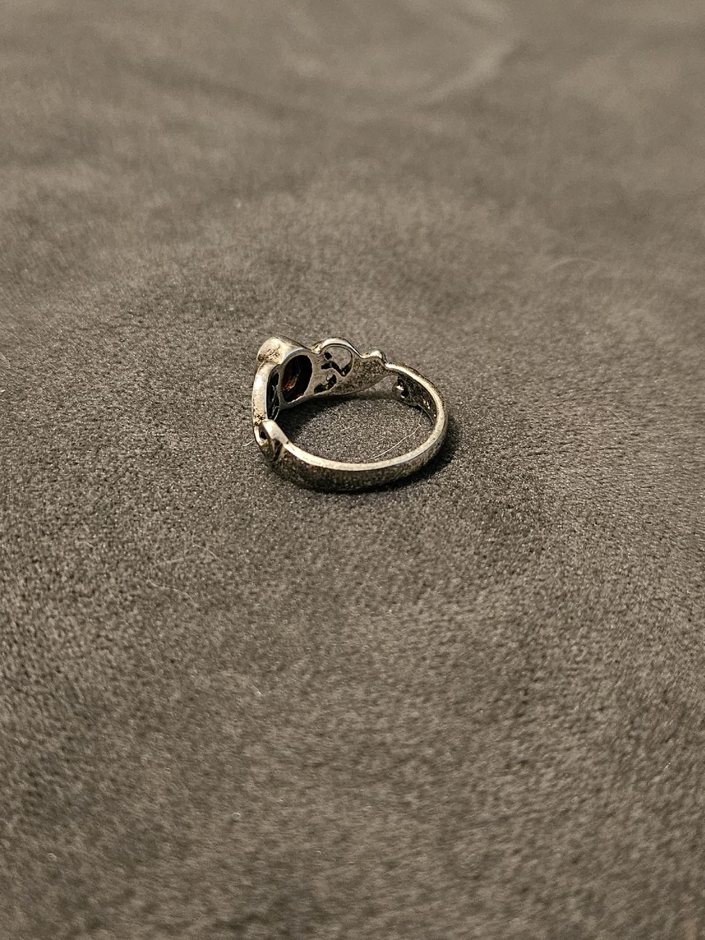 Anelli: Ring mit Stein – Usato da Näfels venduto da eic_2z5x 2