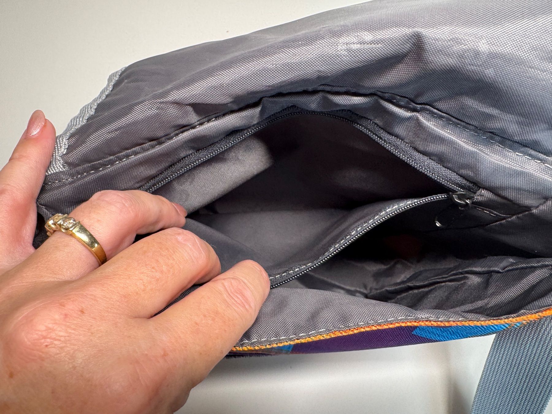 Chiemsee Borse: Bauchtasche Smart von Chiemsee – Usato da Grosswangen venduto da shoes.bags.and.co 7