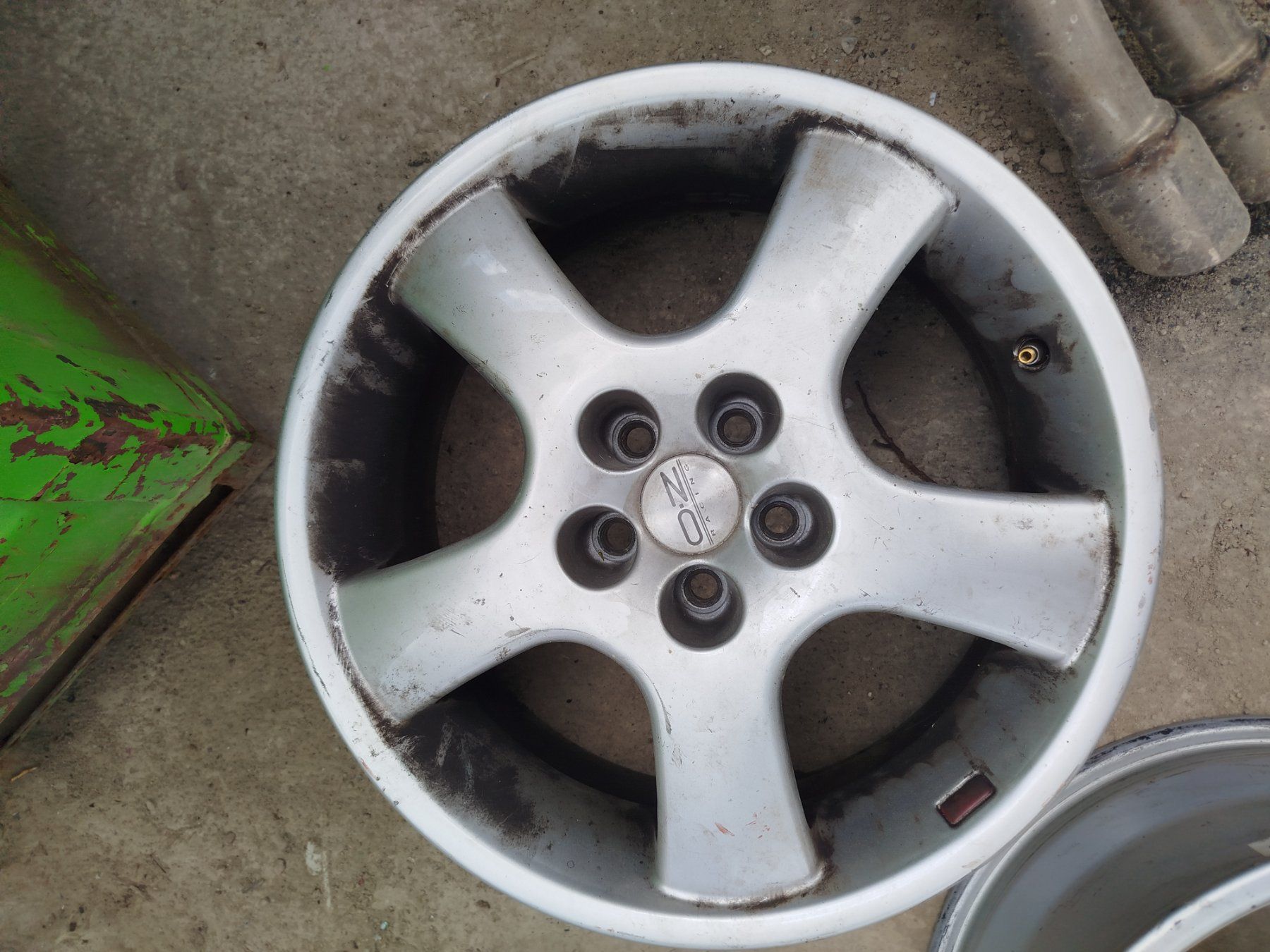 OZ Racing Felgen: 4 jantes OZ 5x100 – Gebraucht aus Savagnier von Botteron_Recycling 4