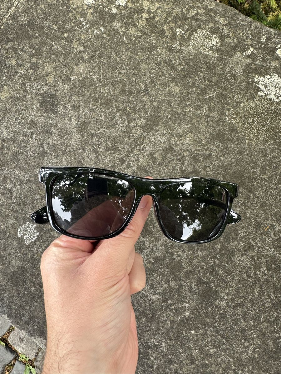 H&M Occhiali & Lenti: H&M Cat Eye Sunglasses Black Vintage – Usato da Effretikon venduto da rus_2l2p 1