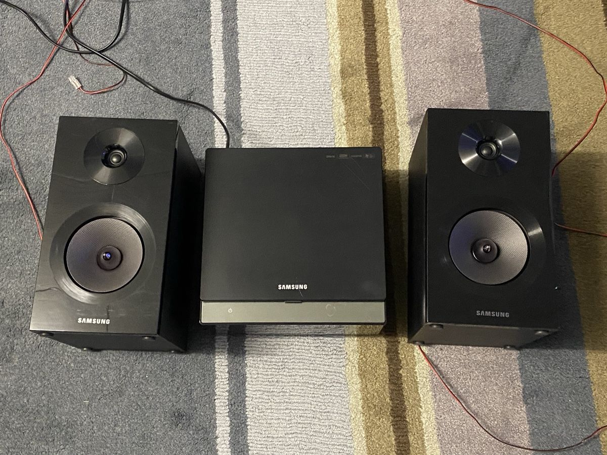 Samsung Casse acustiche: Samsung Stereo – Usato da Buchs ZH venduto da iva_xjf9