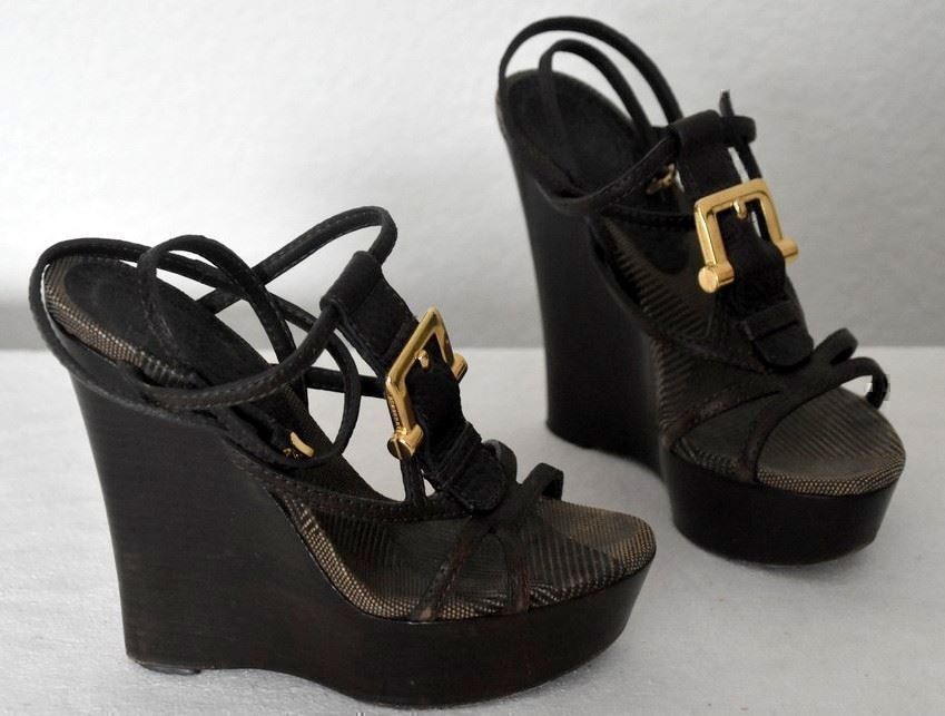 Burberry Damenschuhe: Sandalen / Sandales Burberry . 38 – Gebraucht aus Collonges von Auganien 2