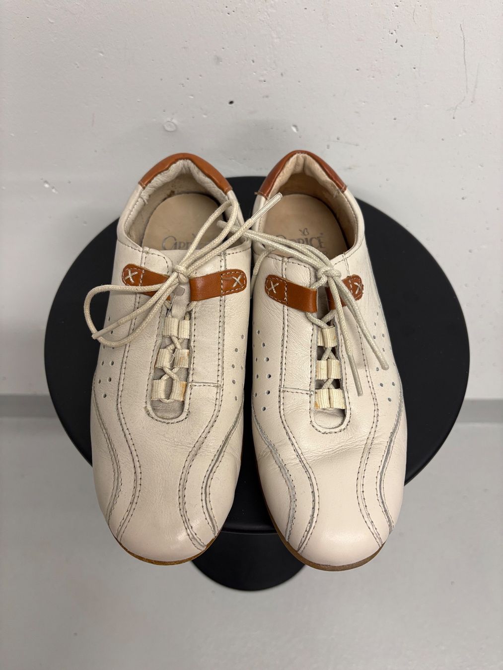 Scarpe da donna: Caprice Halbschuhe Schuhe Gr. 37 Leder beige – Nuovo (secondo la descrizione) da Regensdorf venduto da secondchancefashion 3