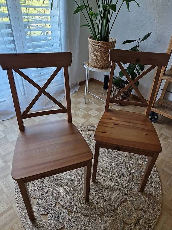 Chaises: IKEA Ingolf Stühle 4er Set – D'occasion à Kehrsatz par McYuli