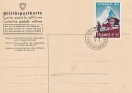 Militärpostkarte mit einer Feldpost-Marke, sauber entwertet