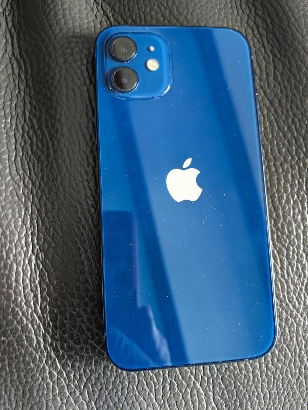 Apple Handys / Smartphones: IPhone 12 bleu, très soigné, 128 go, ios 26.5, écran défect. – Gebraucht aus Bouloz von sunnyul 1