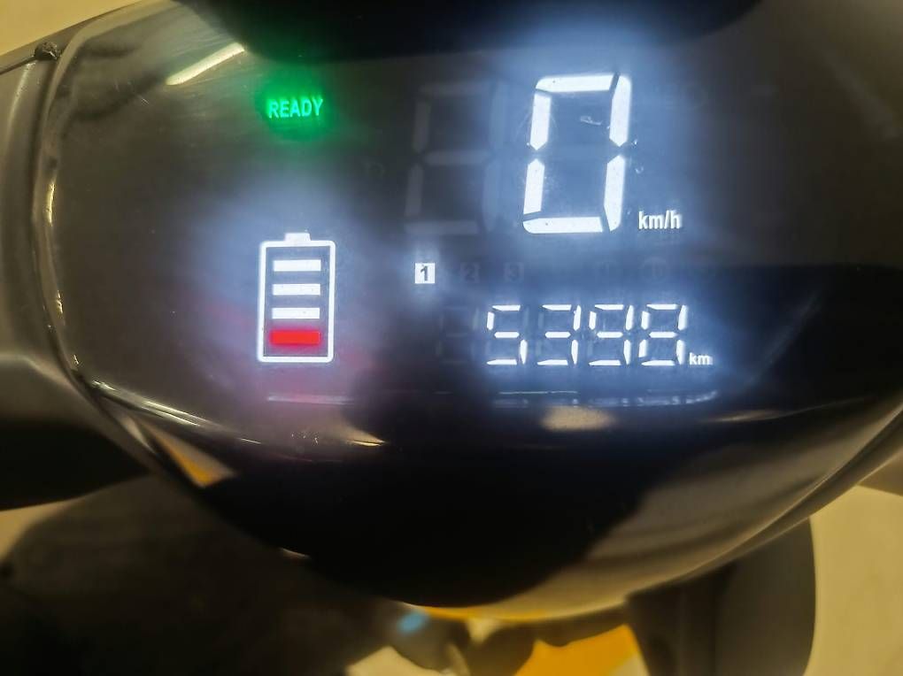 Scooter: City M-Twin, Elektro Roller – Usato da Zürich venduto da mae_k9z6 4