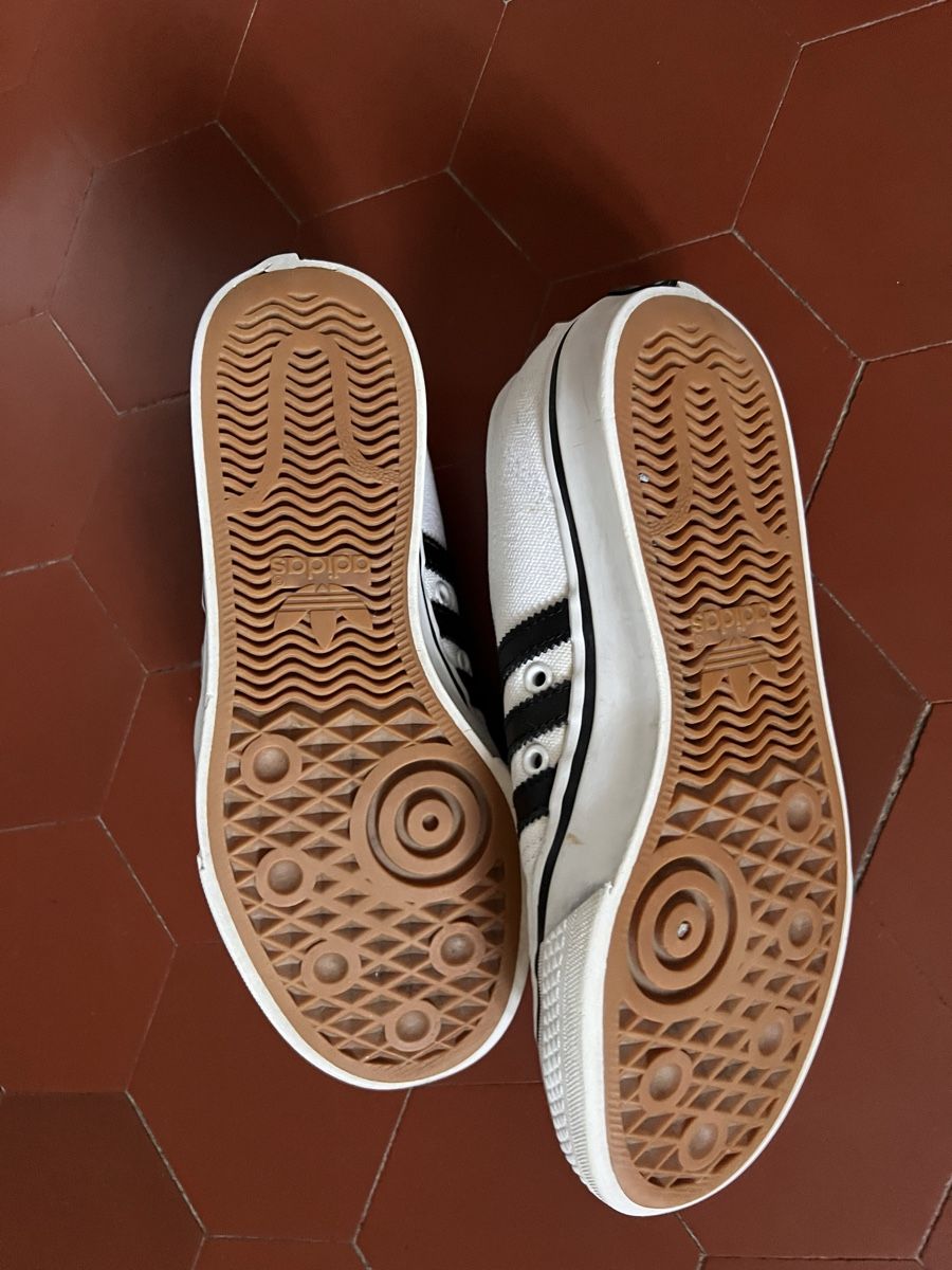 Chaussures femmes: Adidas Turnschuhe – D'occasion à Horgen par braids3 2