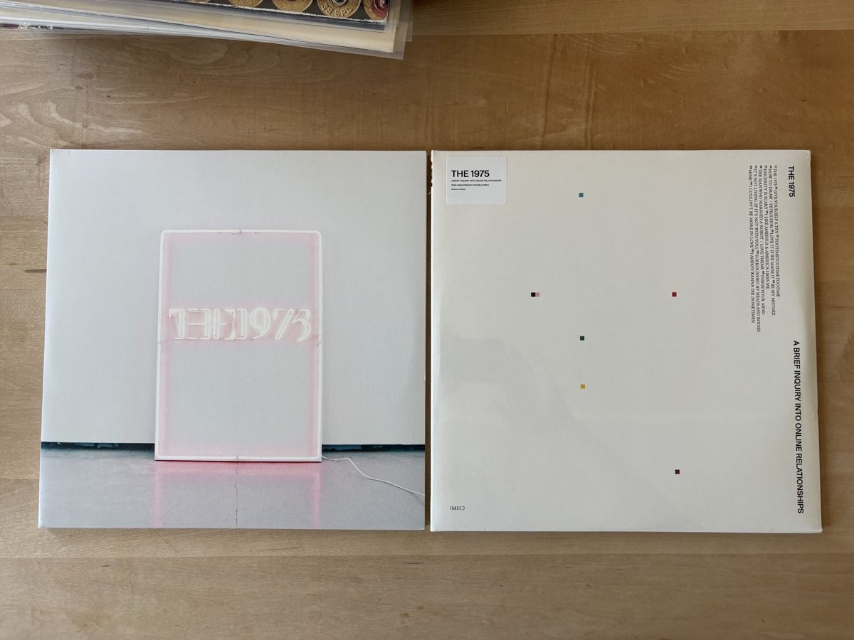 Dischi in vinile: 2x The 1975 (LP) – Usato da Zürich venduto da Interpol