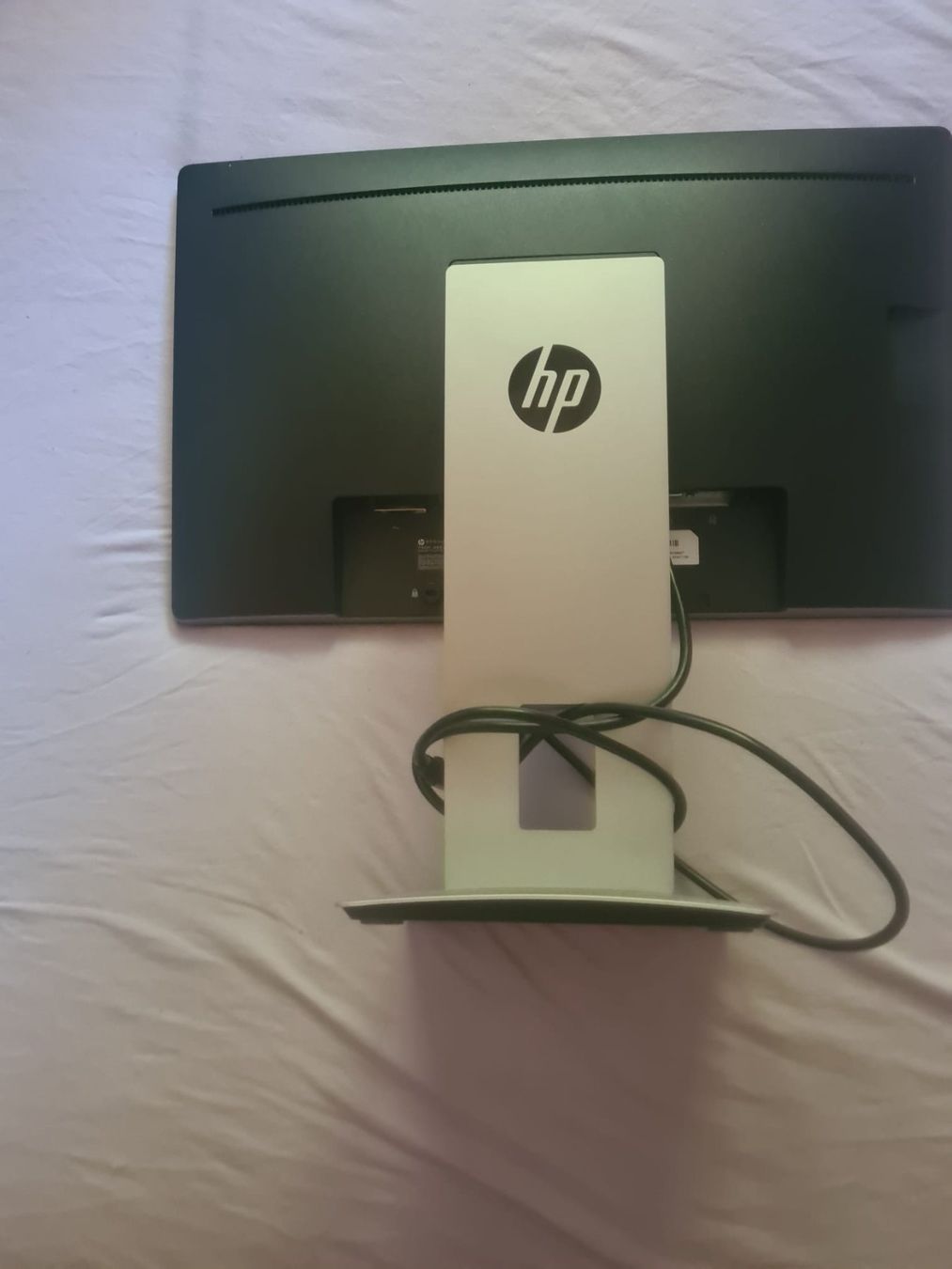Hewlett Packard Ecrans: HP Elite Display E222 – D'occasion à Rüeggisberg par rapidu 1