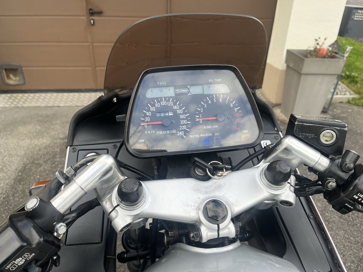 Suzuki Strada: Suzuki Xbox 85 turbo – Usato da Arzier-Le Muids venduto da Jmb1960 3