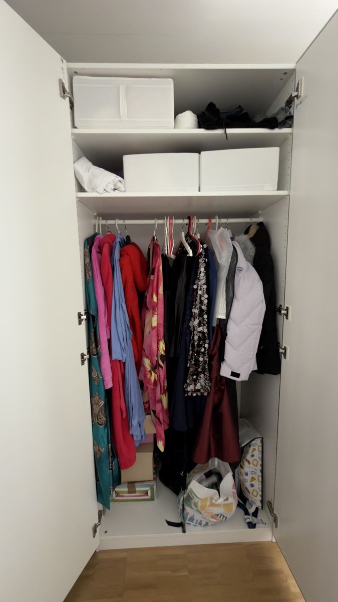 Armoires: IKEA PAX weiß  – D'occasion à Zürich par jen_x9vt 1