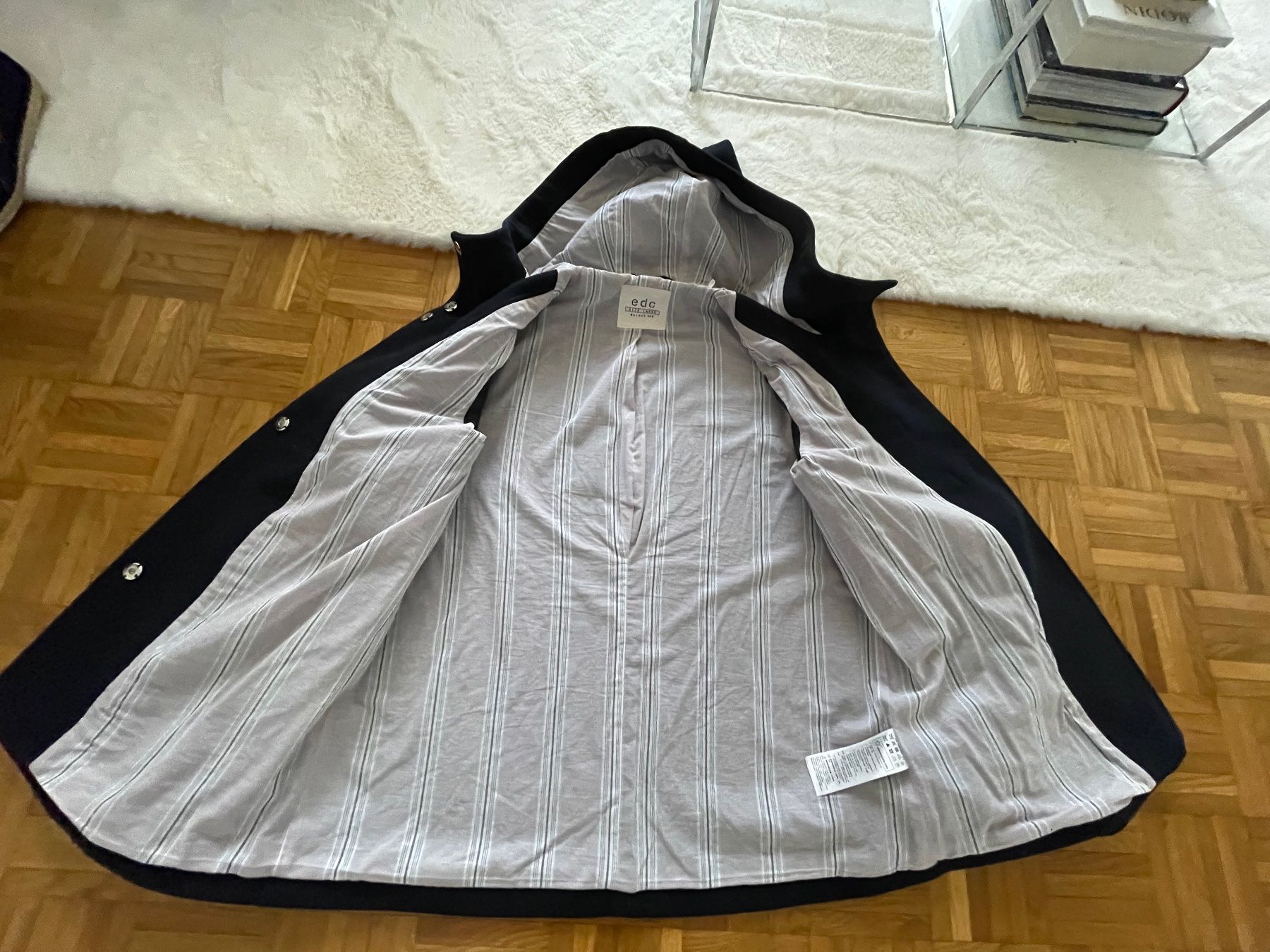 Esprit Giacche: Übergangsmantel Esprit Jacke Gr.L – Usato da Frenkendorf venduto da Katrin02 1