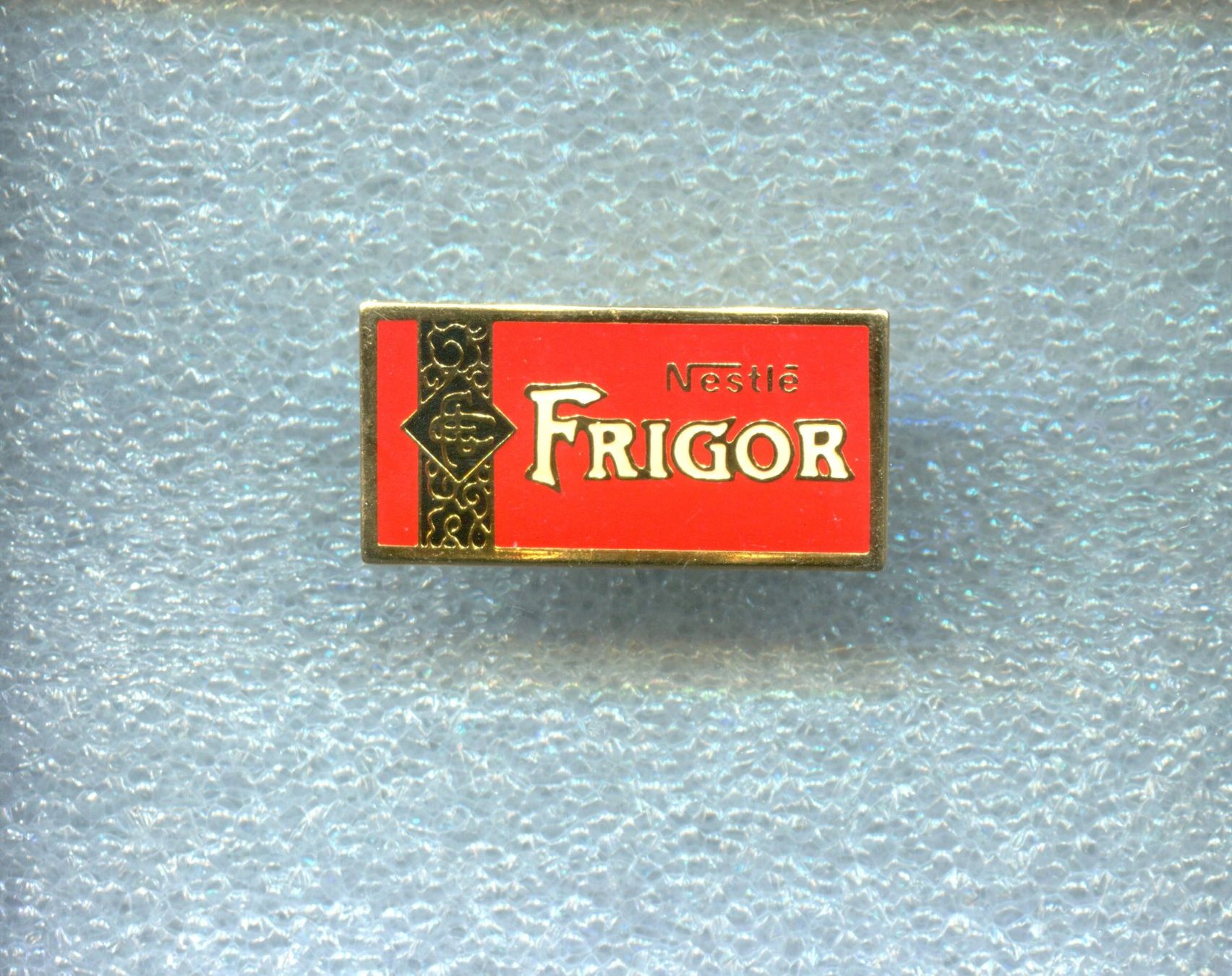 Plaketten & Abzeichen: FRIGOR  Schokolade – Gebraucht aus Winterthur von Sammleroase