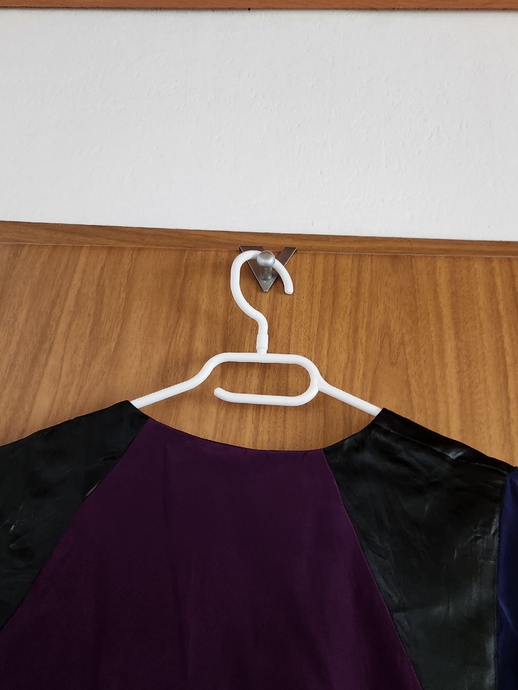 Sandro Top: Top Sandro 100% Soie, taille 1, (S/M) défauts – Usato da Niedergösgen venduto da Eva2410 2