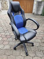 bequemer Bürostuhl mit Armlehnen