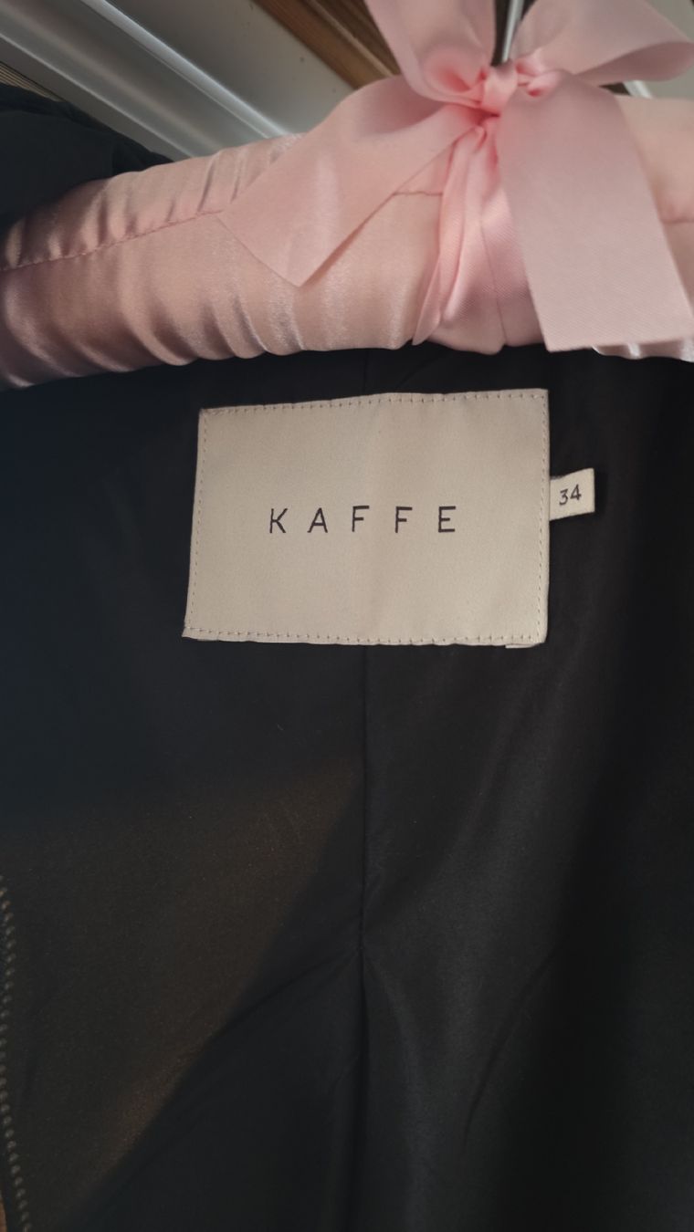 Giacche: Steppjacke lang KAFFE Gr.34 – Nuovo (secondo la descrizione) da Thun venduto da Melek7 2